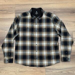 Kuhl The Law Flannel Long Sleeve Button Down in White/Black/Tan Plaid Size XXL